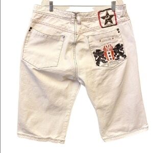 RAIDER Skate Streetwear Shorts Gothic Coat of Arms